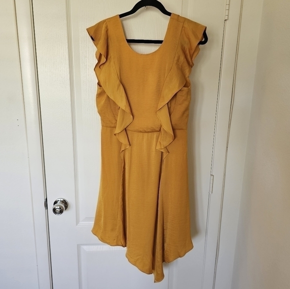 BCBG GENERATION GOLDEN ROD Asymmetrical Mini Dress Size 10 - Picture 6 of 11